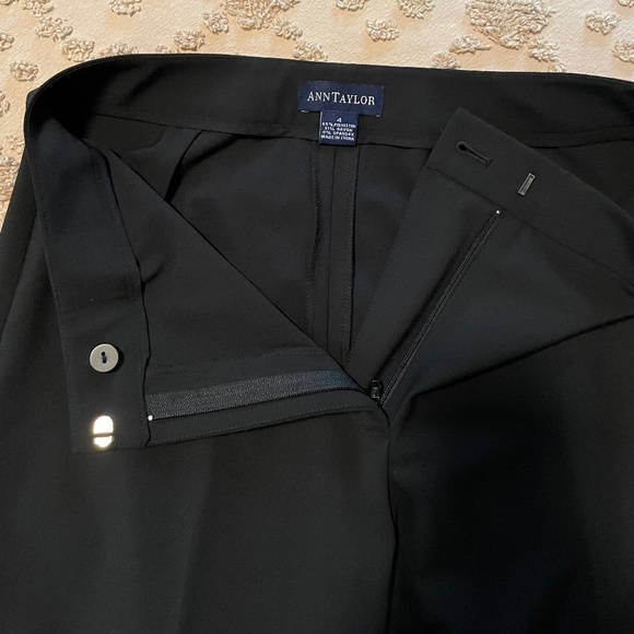 Suit Separates Blazer, Skirt & Slacks - Picture 15 of 16